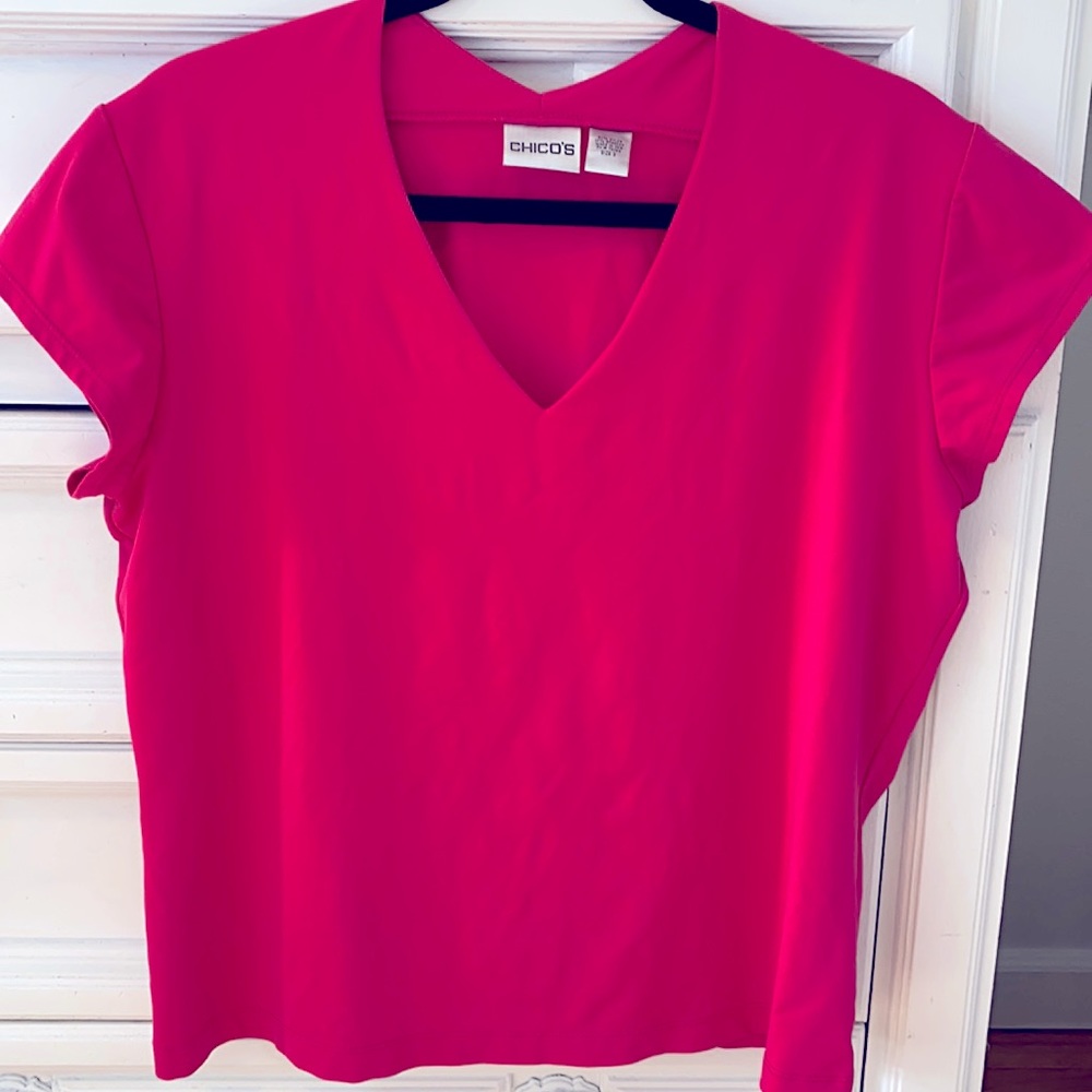 Chico’s 3 Hot Pink Spandex stretch v neck top